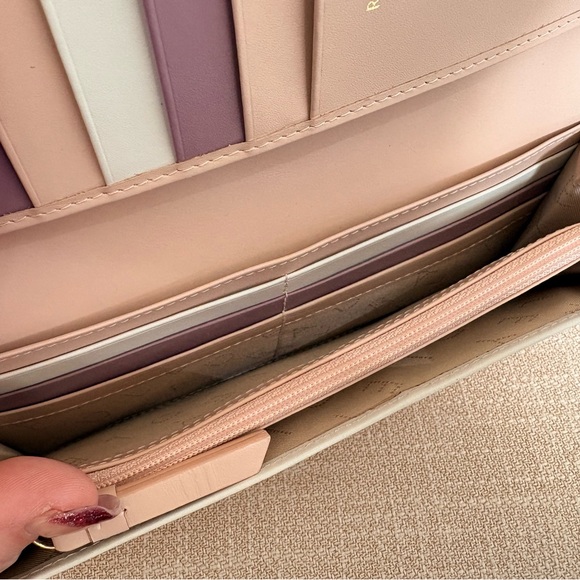 NWOT-- Radley London Light Pink Love Potion Wallet (comes with dust bag) - Picture 5 of 9